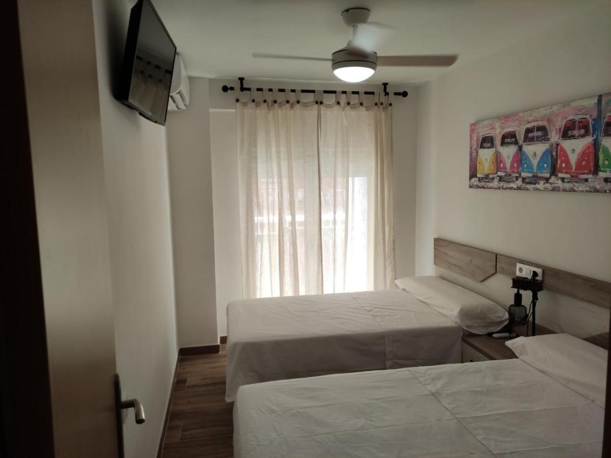 Solymar Poniente Apartamento Recien Reformado A 3 Min De Playa Poniente Y Del Centro Parking Opcional Benidorm Eksteriør billede